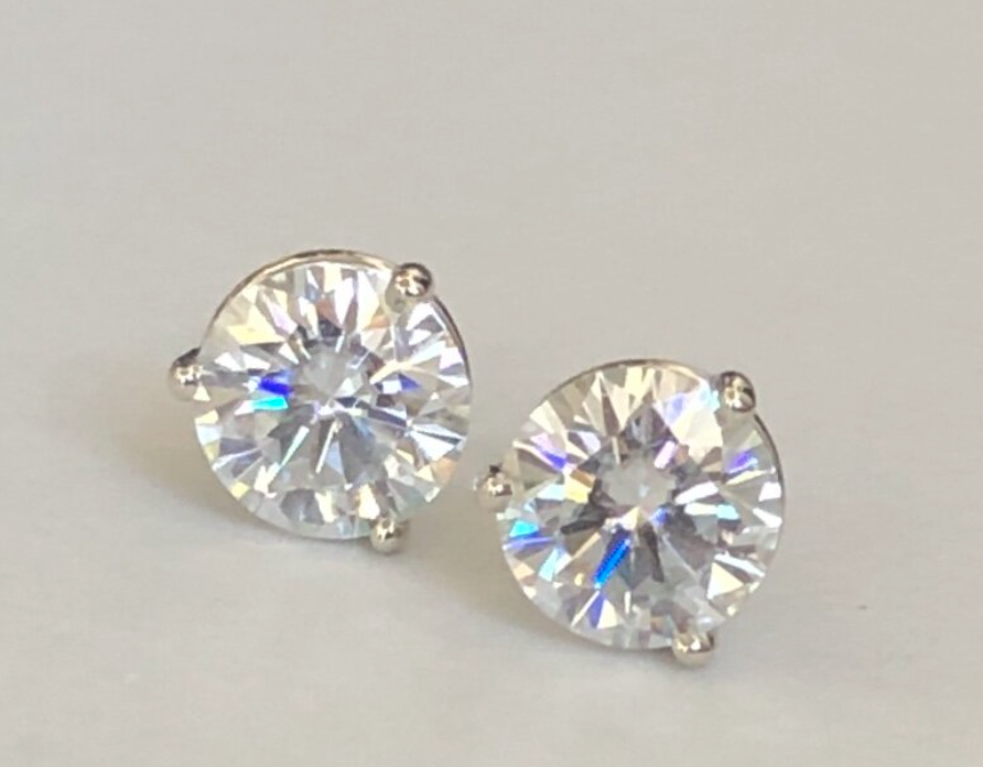 2 CTW PLATINUM CERTIFIED D COLOR, VS CLARITY LAB GROWN DIAMOND STUDS